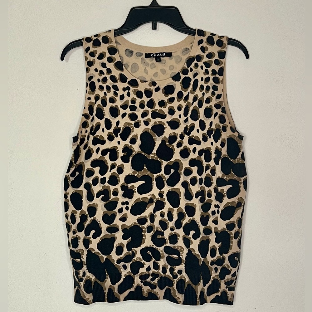 Chaus Sleeveless Leopard Print Sweater